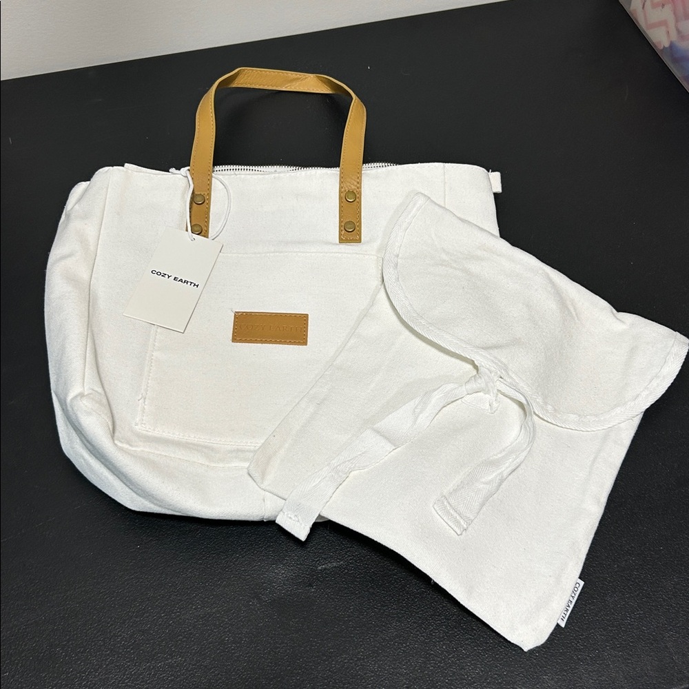 Cozy Earth White Canvas Zippered Mini Shoulder Tote Bag and Envelope Bag